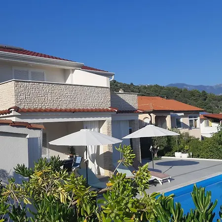 House Altea , Barbat On The Island Rab アパート ラブ