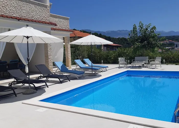 House Altea , Barbat On The Island Rab Rab Town